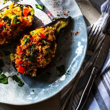 Berenjenas rellenas de arroz con verduras y garam Masala