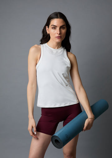 Polera Pakhet White SoftTouch™