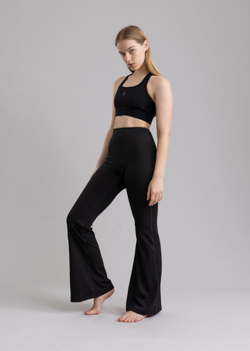 Pantalón Legging Brigid Black - Acampanado y de Tiro Alto